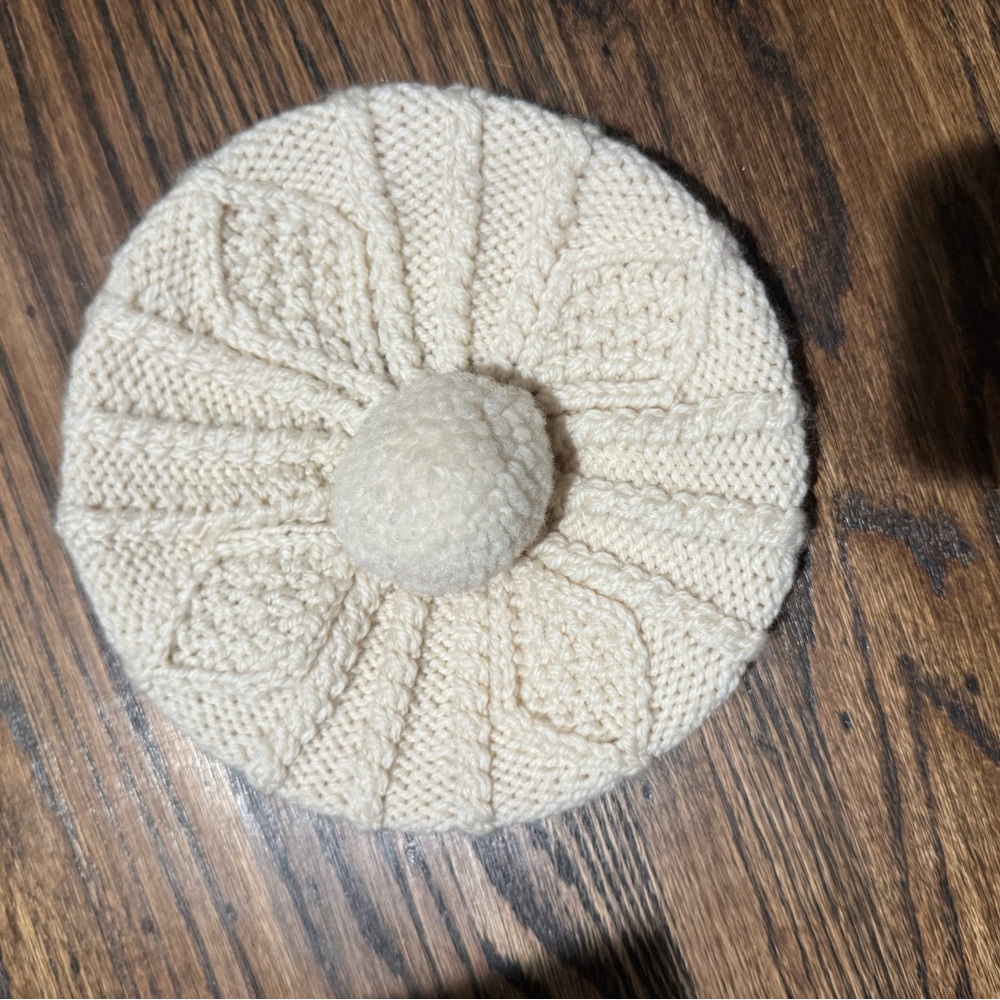 Cream Knit Beret